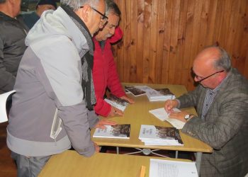 CÓMO ANCUD SE LEVANTÓ TRAS EL TERREMOTO, LA PREGUNTA QUE RAMIRO BARRÍA SE HACE EN UN LIBRO QUE PRESENTÓ EN LA SEDE DE PRACTICANTE ARANEDA