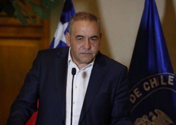 SENADOR ESPINOZA INGRESÓ AL PAÍS CON ROPA DEPORTIVA FALSIFICADA: ADIDAS Y PUMA SE QUERELLARON