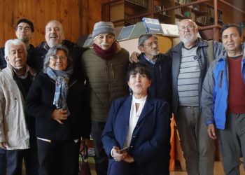 POETAS DE CHILOÉ DIFUNDEN SUS VERSOS EN 15 RADIOS DE LA REGIÓN DE LOS LAGOS