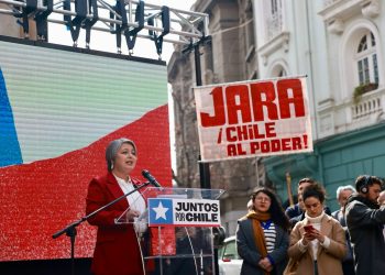 JEANNETTE JARA PRESENTÓ SU PROGRAMA DE GOBIERNO CON EJES CENTRALES EN VIVIENDA, SALUD PÚBLICA Y EDUCACIÓN