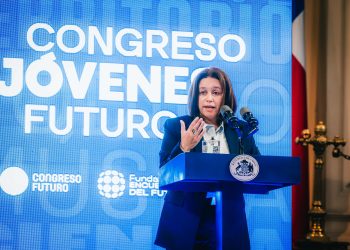 REGIÓN PIONERA: CONGRESO JÓVENES FUTURO SALE DE SANTIAGO POR PRIMERA VEZ Y ATERRIZA EN AYSÉN
