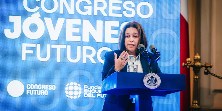 REGIÓN PIONERA: CONGRESO JÓVENES FUTURO SALE DE SANTIAGO POR PRIMERA VEZ Y ATERRIZA EN AYSÉN