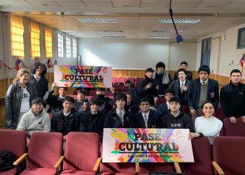 SEREMI DE LAS CULTURAS LOS LAGOS REALIZA OPERATIVO PARA ACTIVAR EL PASE CULTURAL EN LICEO DE HOMBRES DE PUERTO MONTT