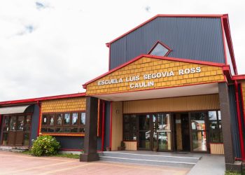 GOBIERNO INAUGURÓ MEJORAS EN ESCUELA RURAL LUIS SEGOVIA ROSS DE CAULÍN CON INVERSIÓN DE MÁS DE 400 MILLONES