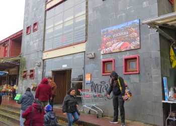 CON RECURSOS REGIONALES, LOCATARIAS Y LOCATARIOS DE LA FERIA MUNICIPAL DE ANCUD EJECUTAN UN PROYECTO DE PROMOCIÓN DE LOS PRODUCTOS QUE OFRECEN A LA COMUNIDAD Y A LOS VISITANTES