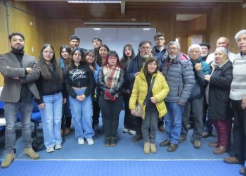 ESTUDIANTES DE LA UNIVERSIDAD DE LOS LAGOS SE REUNIERON CON EL PRAIS ANCUD PARA DIALOGAR Y REFLEXIONAR SOBRE LAS CONSECUENCIAS DEL TERREMOTO – MAREMOTO DE 1960 Y EL GOLPE DE ESTADO DE 1973